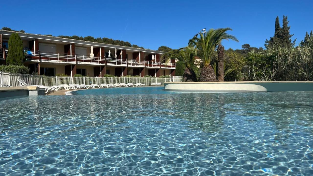 Les Terrasses Du Liouquet T2, Piscine , Parking , Mer A 150 M La Ciotat Luaran gambar